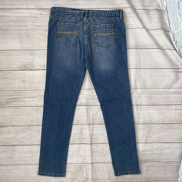 Rue 21 women cotton blend blue Jeans w/tapered leg size 11/12 short - Picture 8 of 10